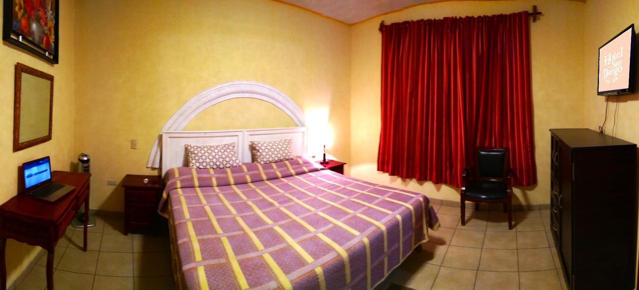 Hotel San Diego Dolores Hidalgo Bagian luar foto